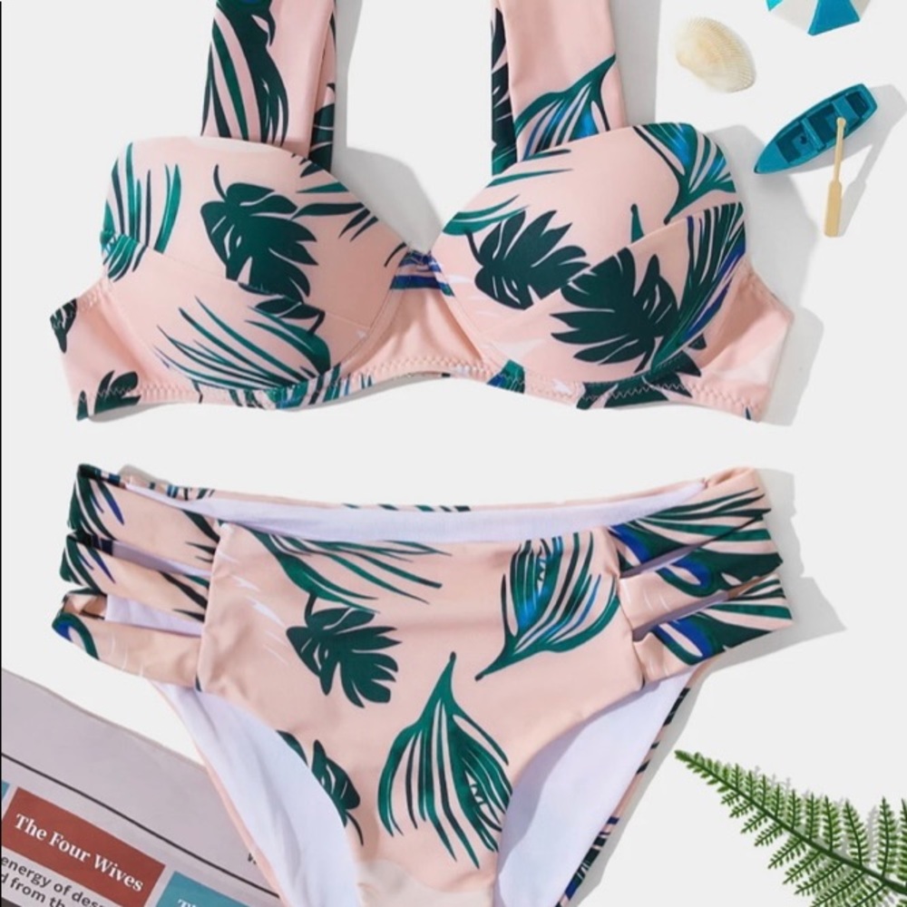 NWT Beautiful Two Piece Swimsuit